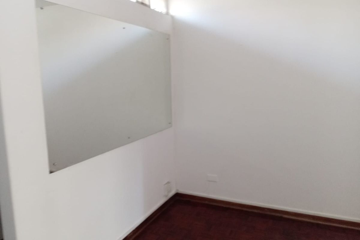 Townhouse For Sale in Windsor East - Photo 4