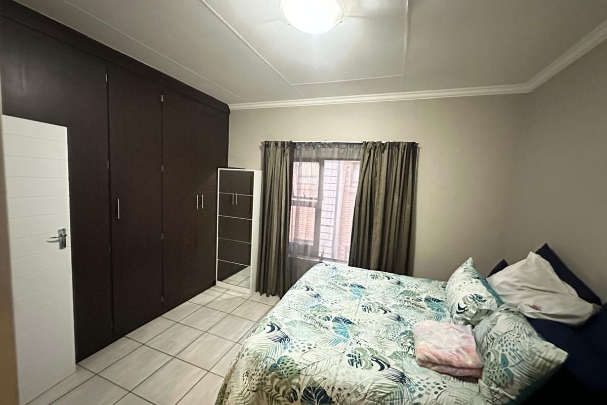 Apartment For Sale in Terra Nova - Photo 5