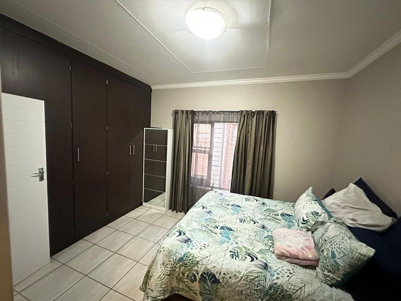 Apartment For Sale in Terra Nova - Photo 5