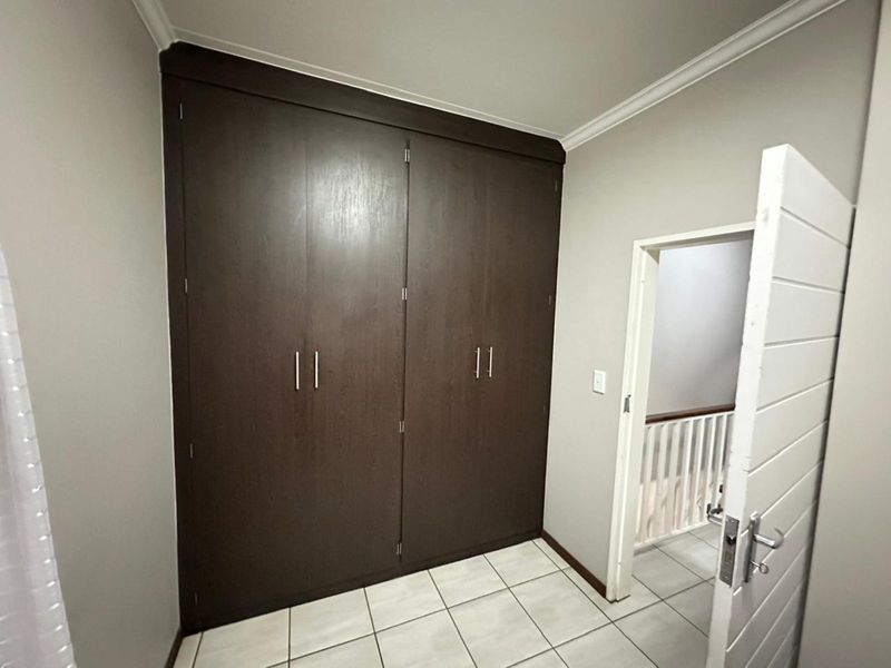 Apartment For Sale in Terra Nova - Photo 9