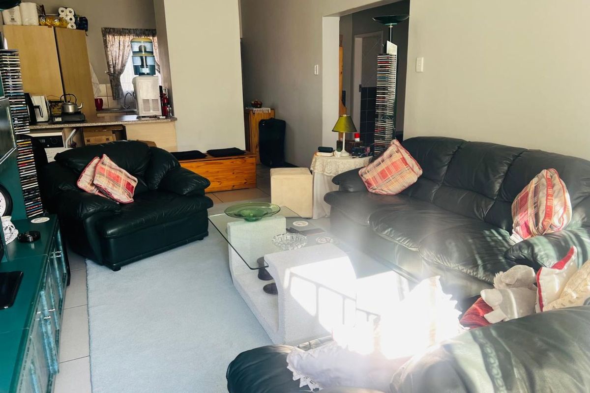 Apartment For Sale in Buccleuch - Photo 4