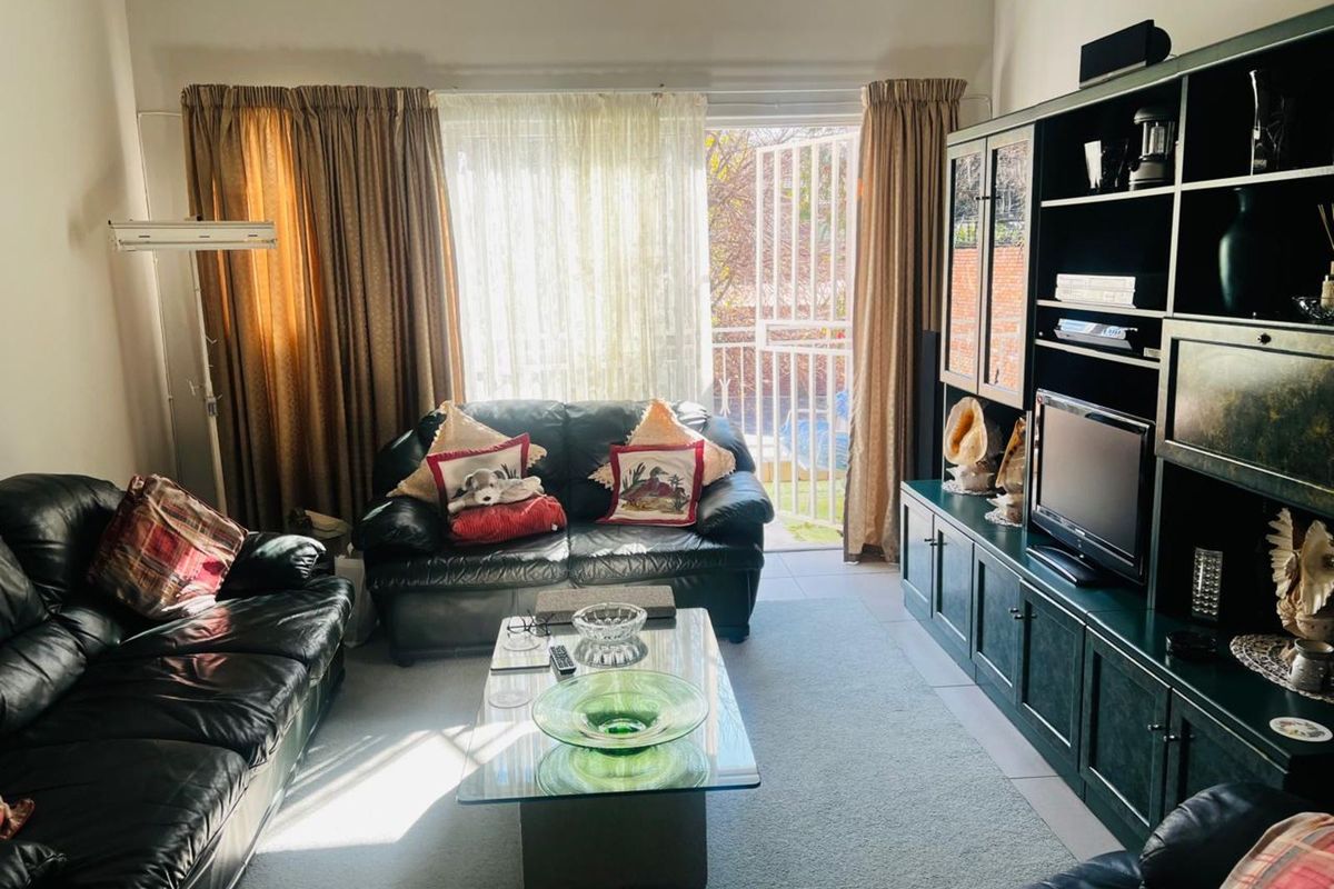 Apartment For Sale in Buccleuch - Photo 3