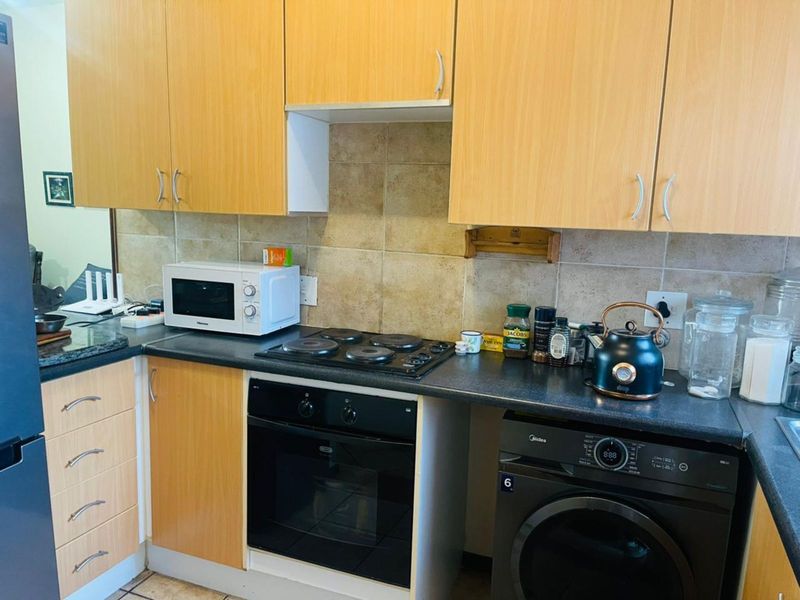 Apartment For Sale in Eco Park Estate - Photo 9