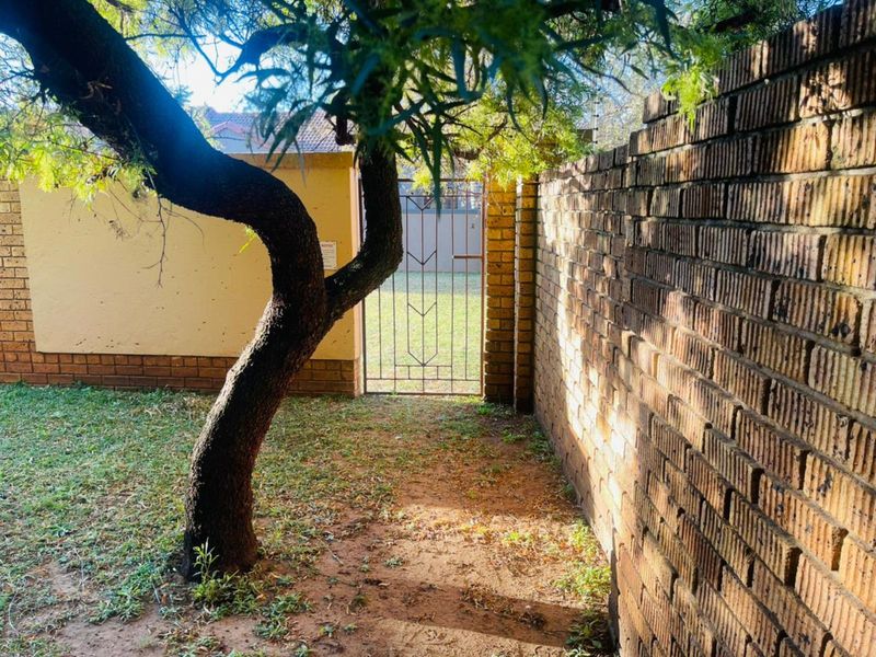 Apartment For Sale in Eco Park Estate - Photo 6