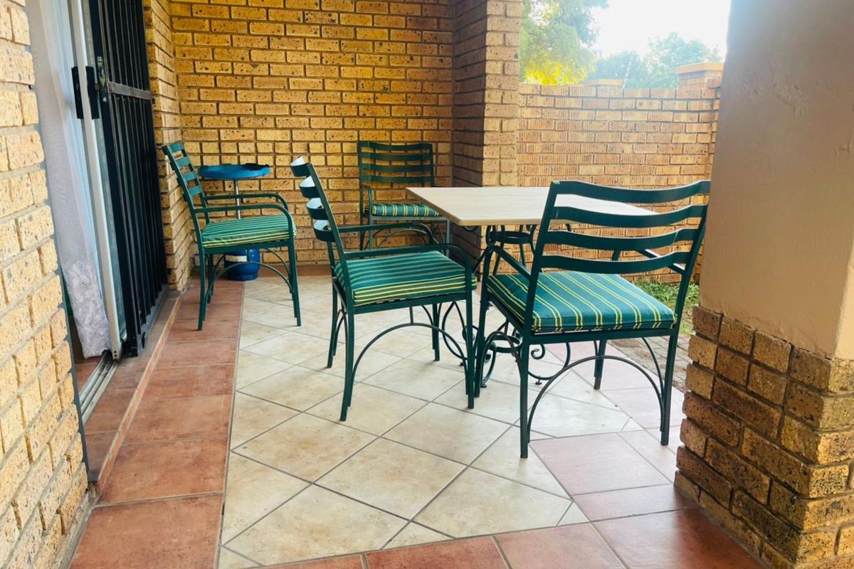 Apartment For Sale in Eco Park Estate - Photo 5