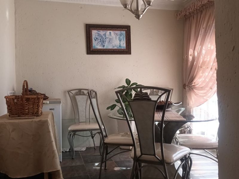 House For Sale in Mabopane Central - Photo 3