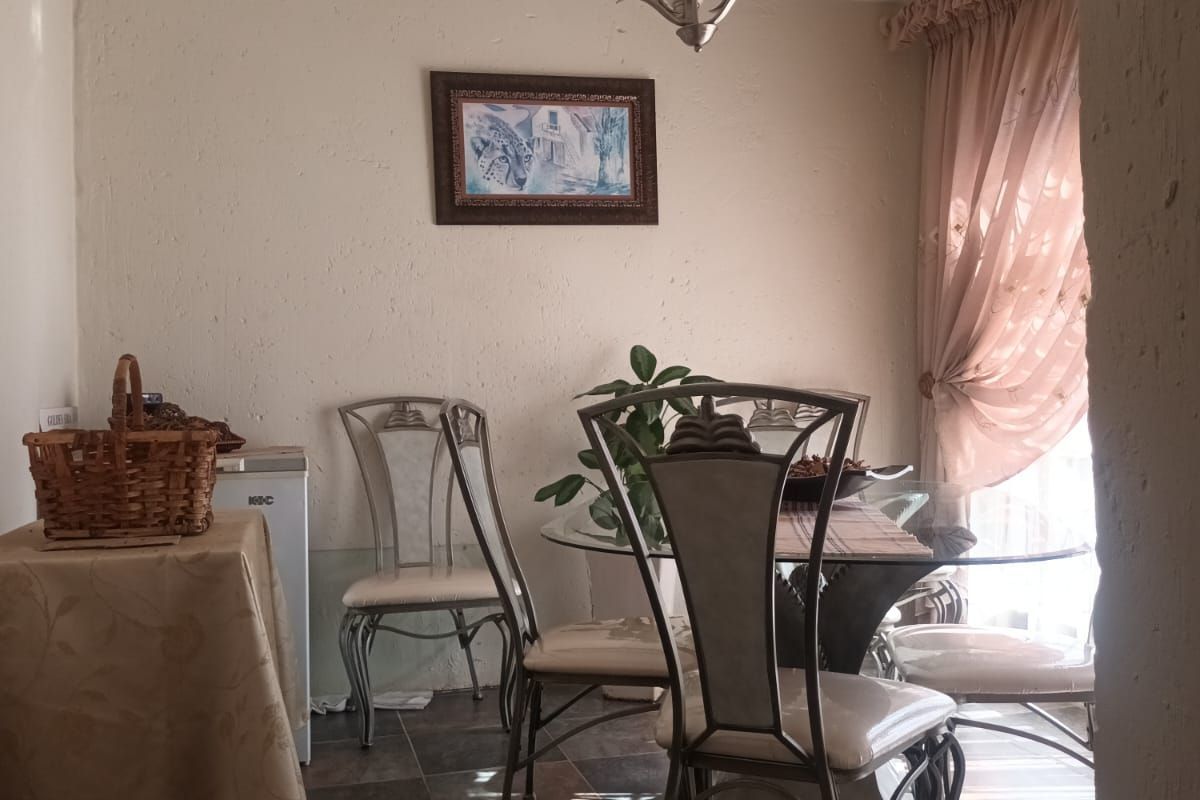 House For Sale in Mabopane Central - Photo 3