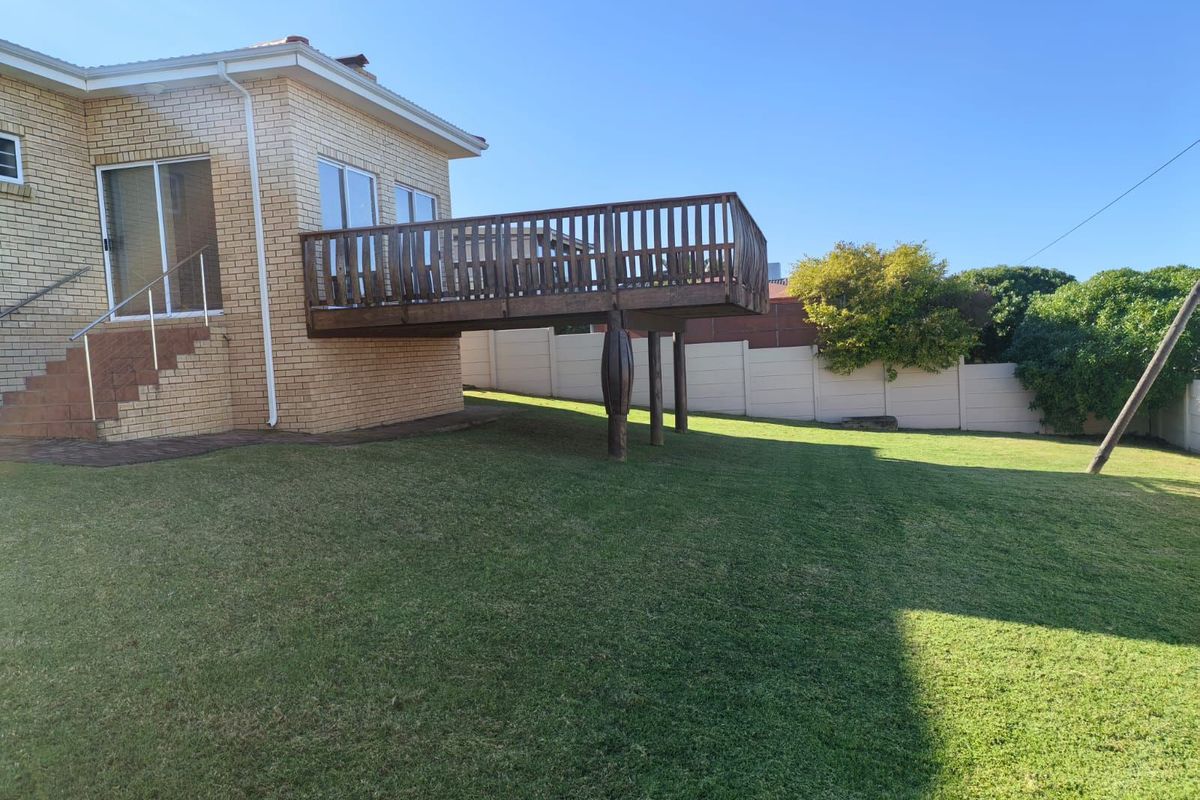 House For Sale in Dana Bay - Photo 3
