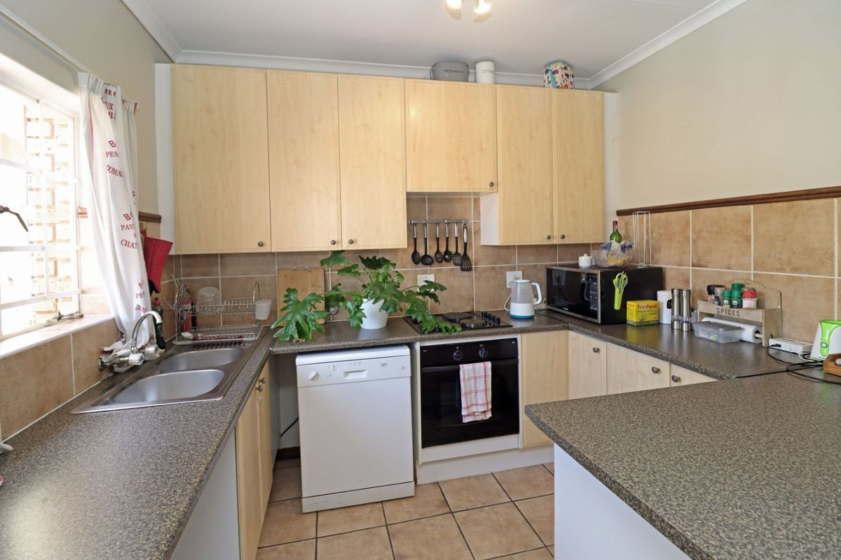 Apartment For Sale in Boardwalk Villas - Photo 2