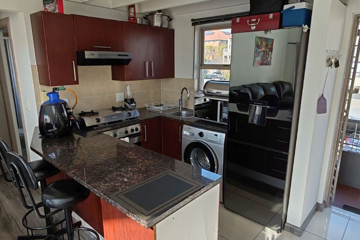 Apartment For Sale in Sunninghill - Photo 3