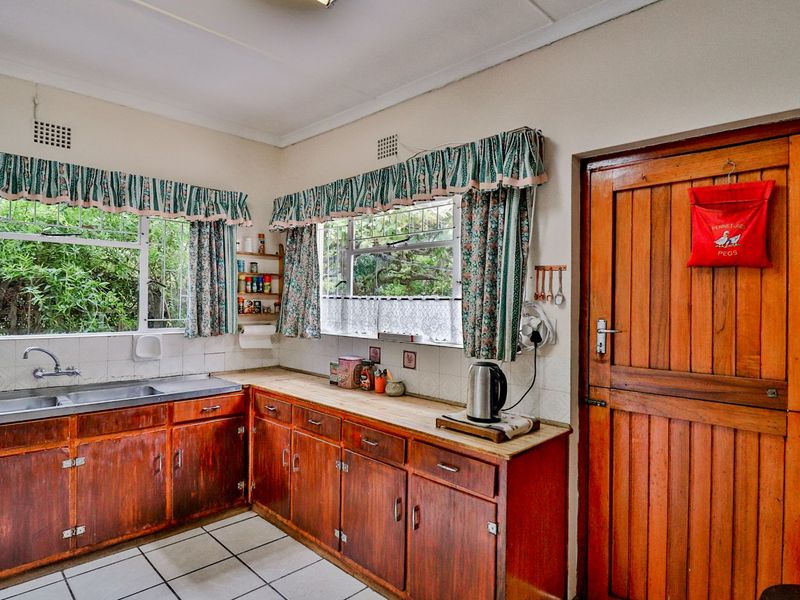 House For Sale in Montagu Central - Photo 9