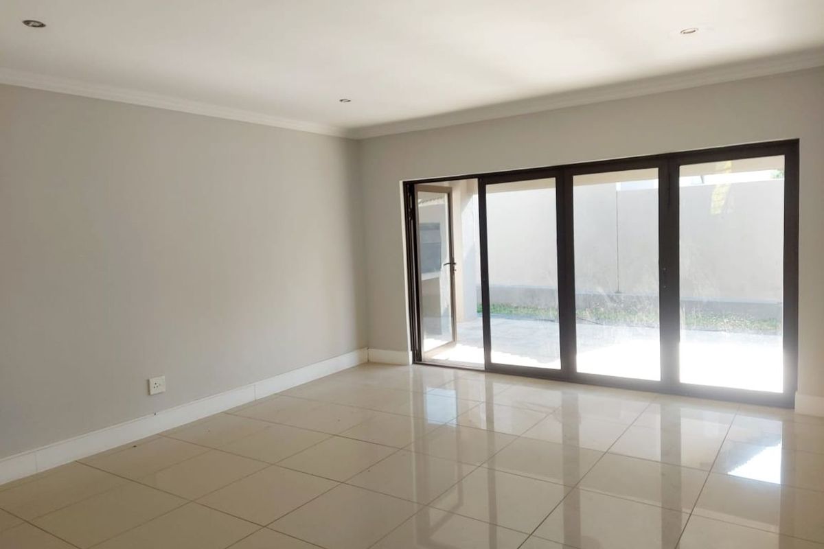 House For Sale in Leeuwenhof Estate - Photo 2