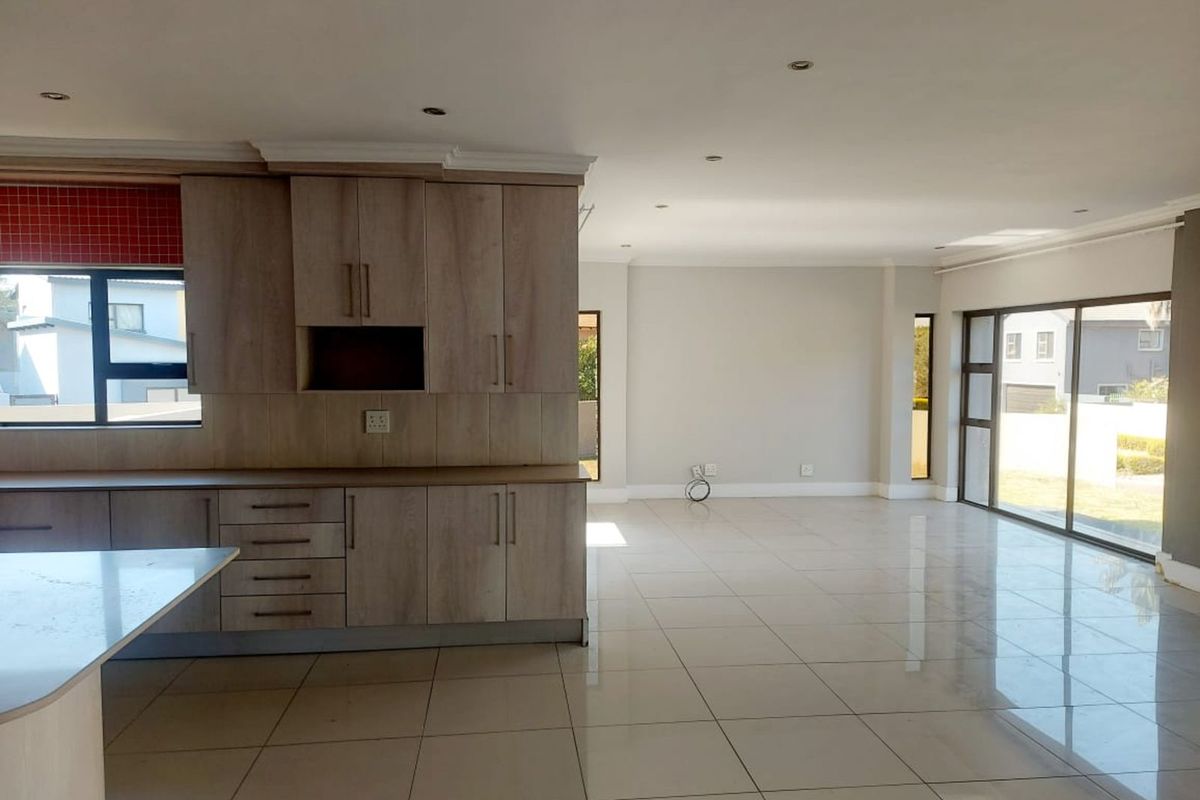 House For Sale in Leeuwenhof Estate - Photo 5