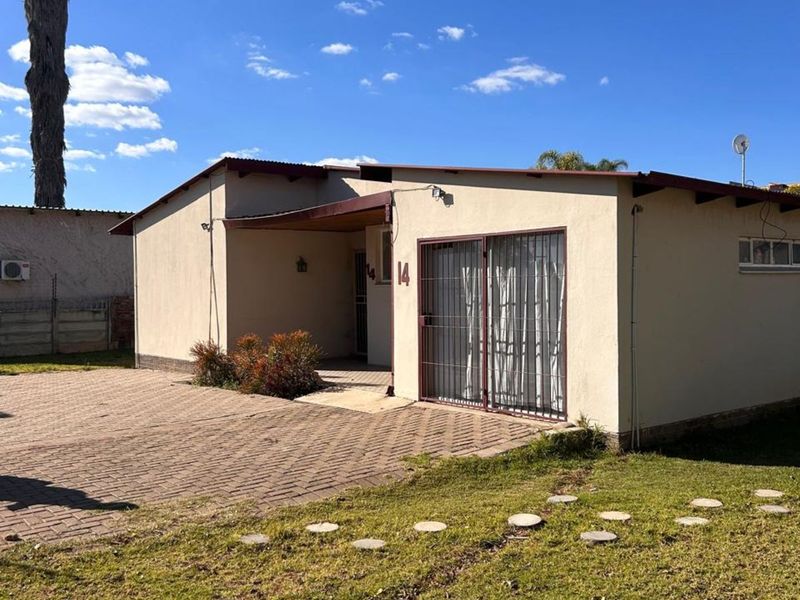 House For Sale in Polokwane Central - Photo 2