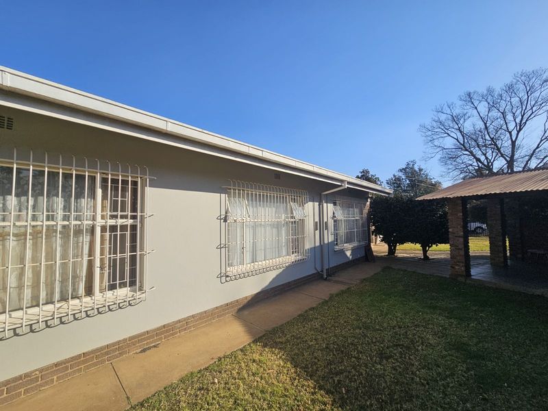 House For Sale in Lydenburg Central - Photo 7