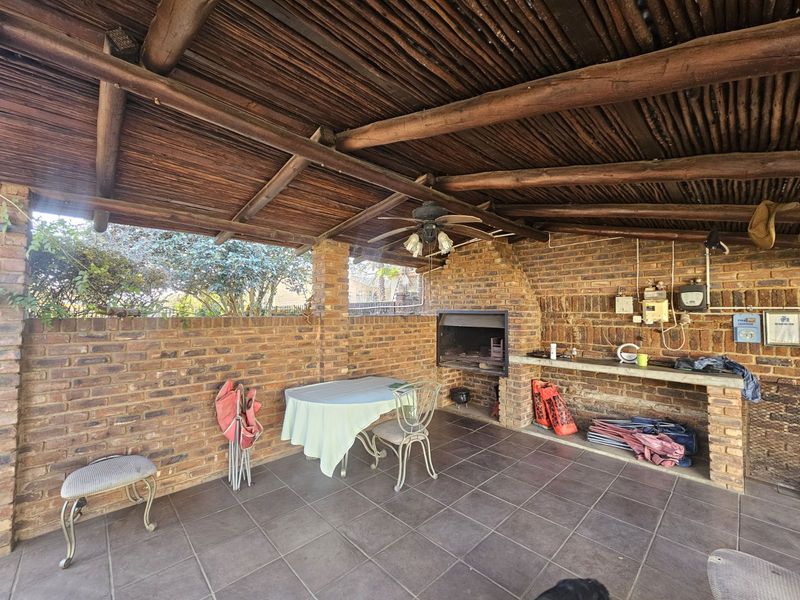 House For Sale in Lydenburg Central - Photo 4