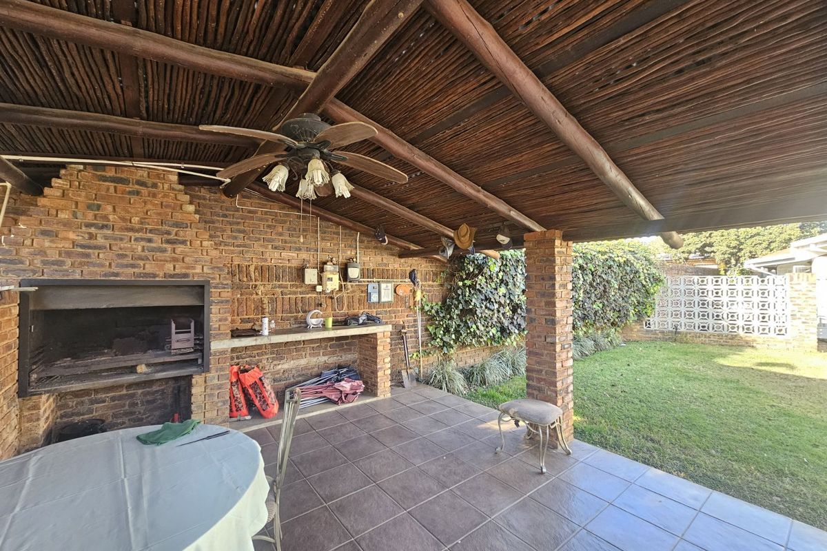 House For Sale in Lydenburg Central - Photo 5