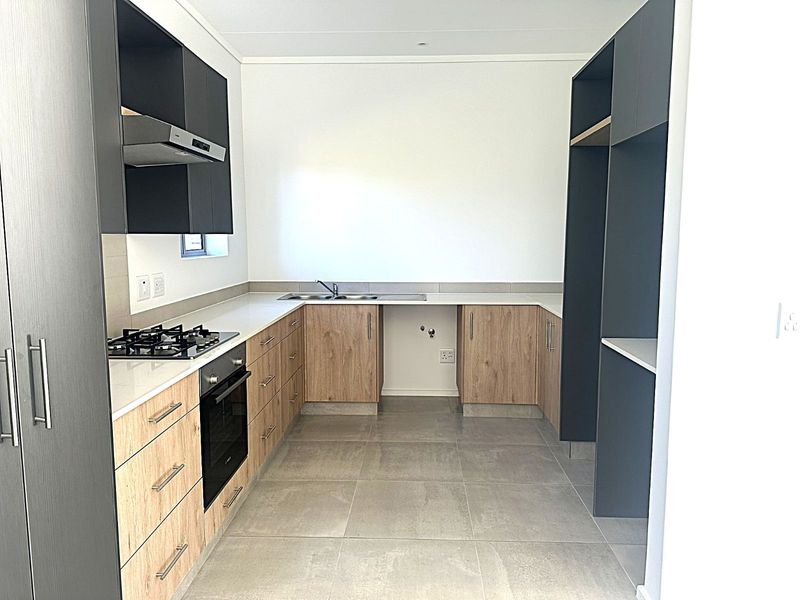 House For Sale in Mooikloof Country Estate - Photo 4