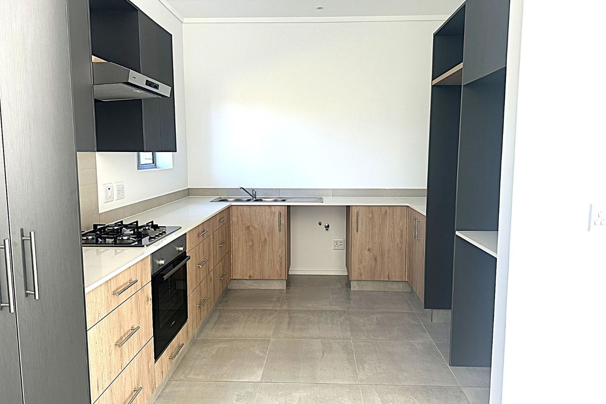 House For Sale in Mooikloof Country Estate - Photo 4