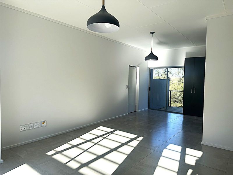 House For Sale in Mooikloof Country Estate - Photo 2