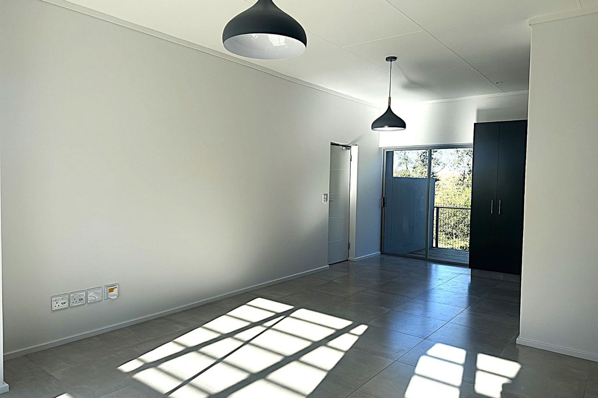 House For Sale in Mooikloof Country Estate - Photo 2