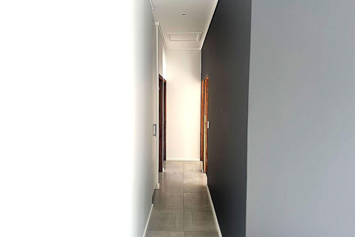 House For Sale in Mooikloof Country Estate - Photo 5