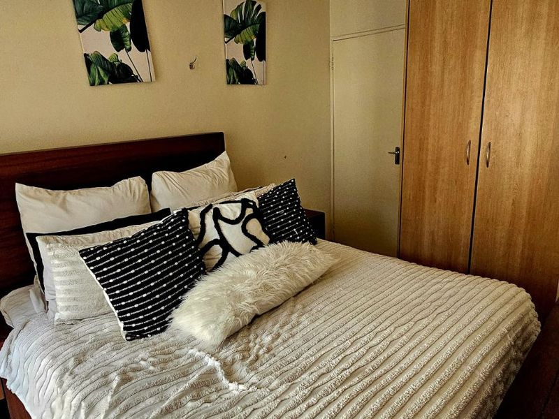 Townhouse For Sale in Ferndale - Photo 8