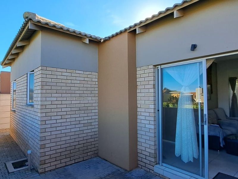 House For Sale in Pacaltsdorp - Photo 2