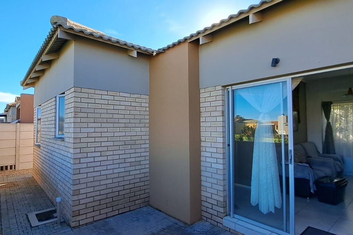 House For Sale in Pacaltsdorp - Photo 2