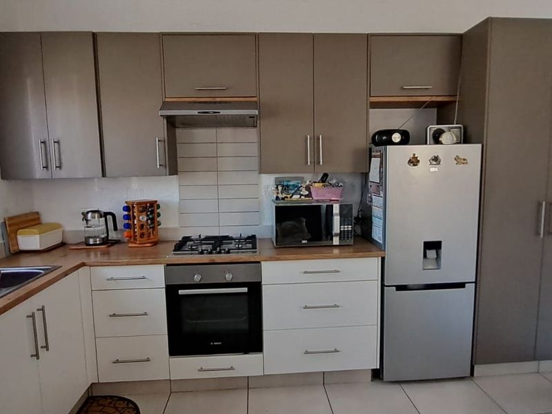 House For Sale in Pacaltsdorp - Photo 6