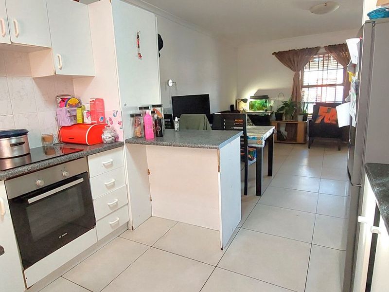 House For Sale in Fairview Golf Estate - Photo 5