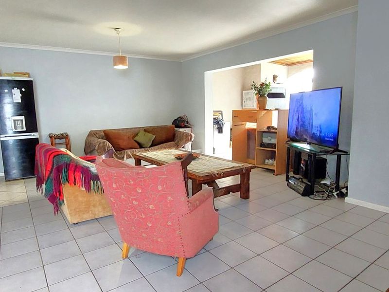 Apartment For Sale in Dobson - Photo 2