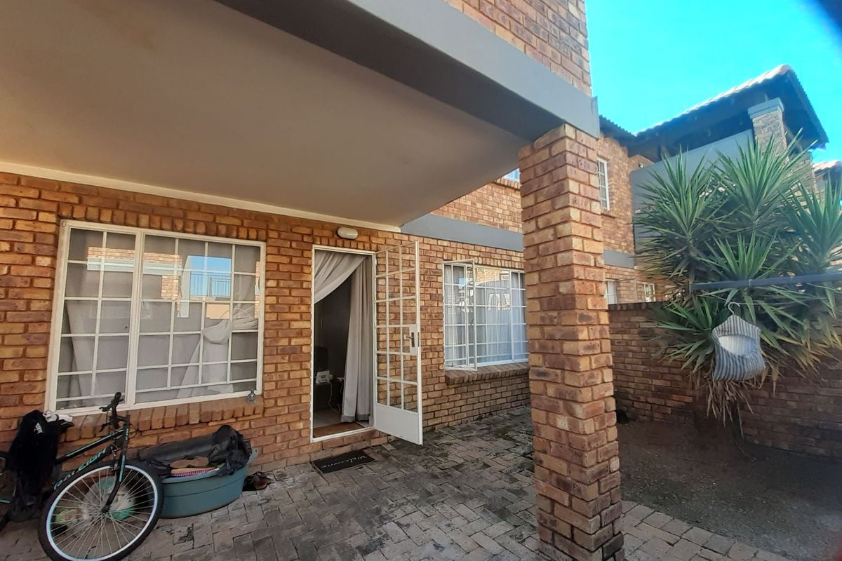 Apartment For Sale in Andeon AH - Photo 2