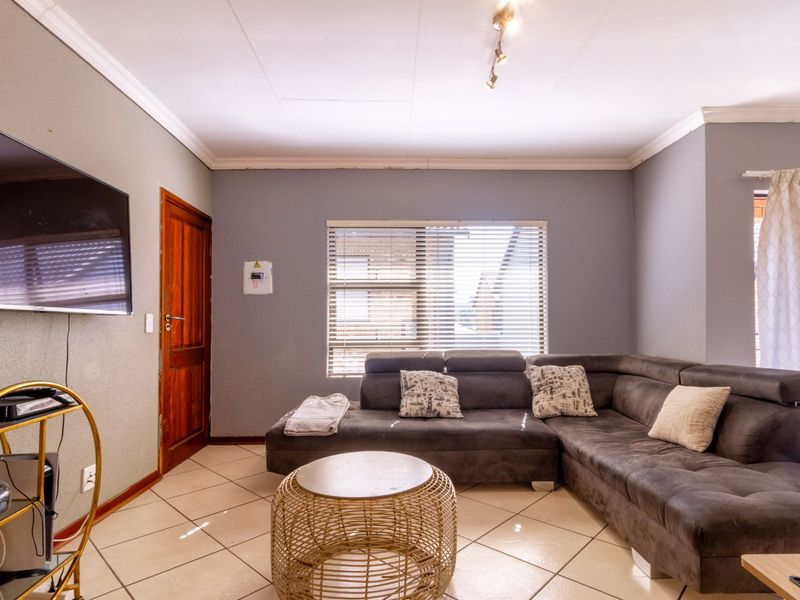 Apartment For Sale in Meyersdal - Photo 6