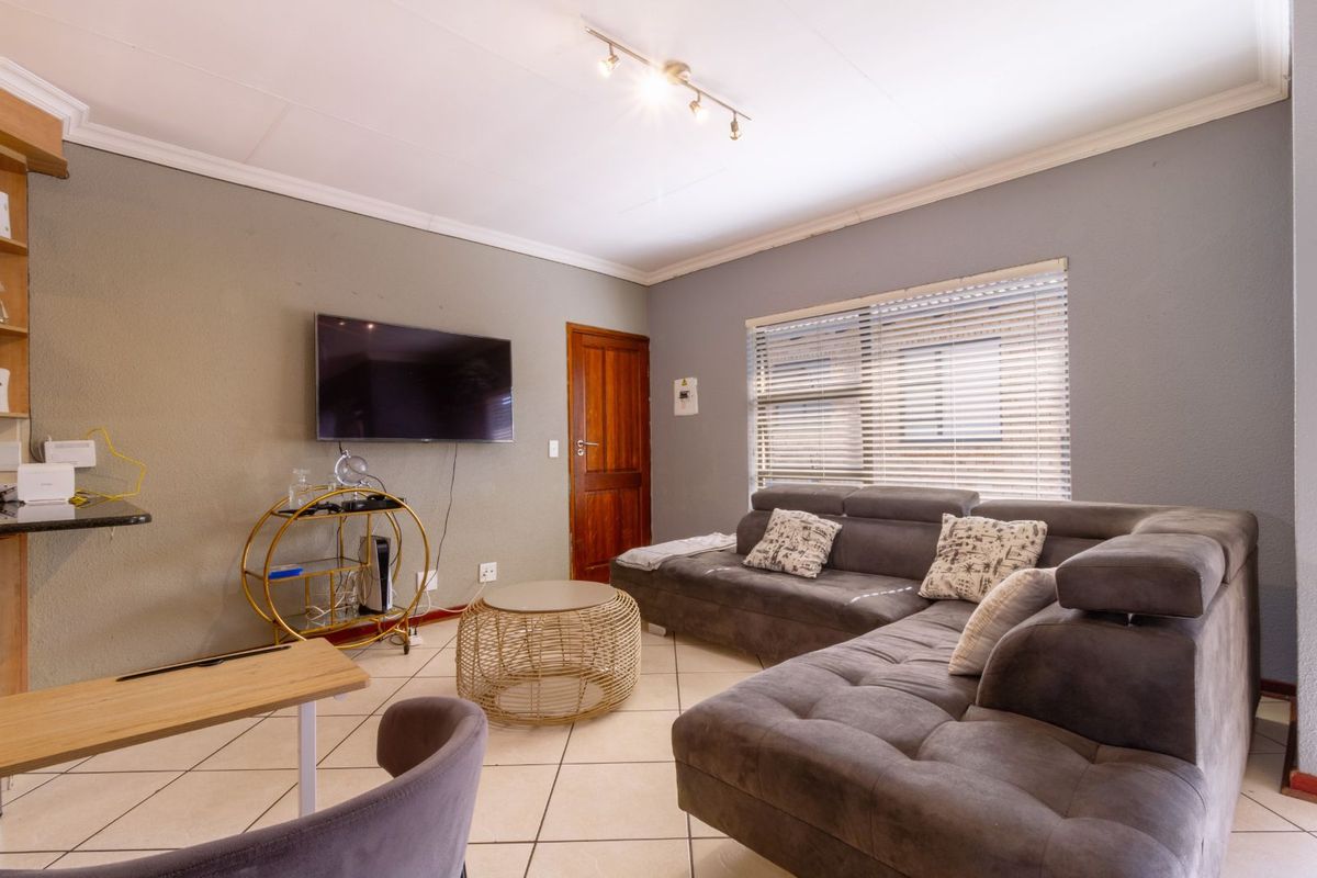 Apartment For Sale in Meyersdal - Photo 3