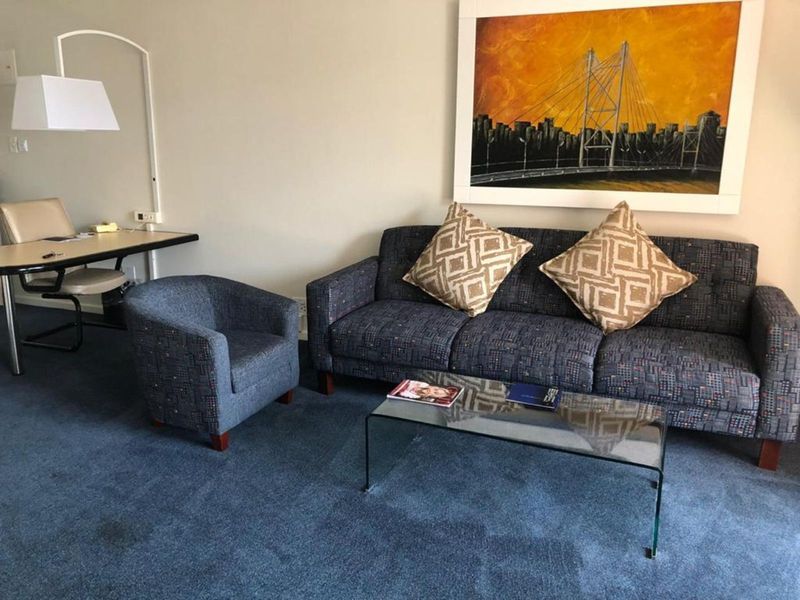 Apartment For Sale in Braamfontein - Photo 4