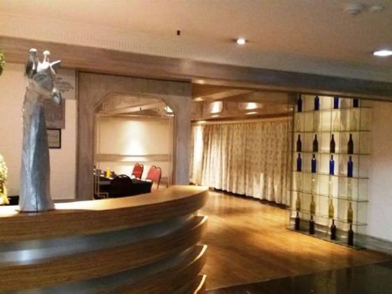 Apartment For Sale in Braamfontein - Photo 2