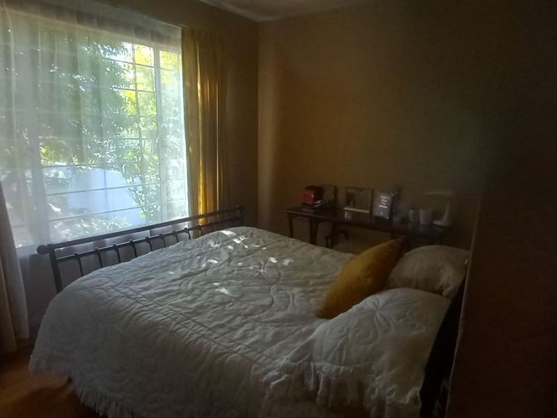 Apartment To Rent in Glen Marais - Photo 2