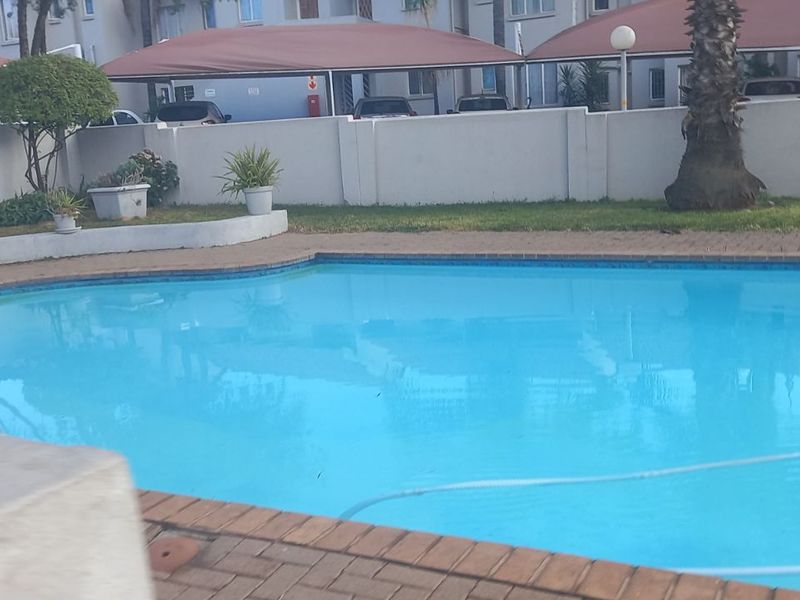 Apartment To Rent in Glen Marais - Photo 4