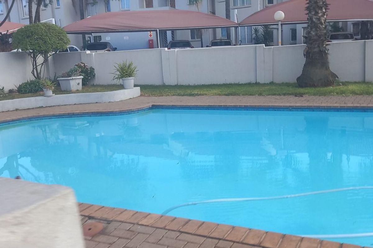 Apartment To Rent in Glen Marais - Photo 4