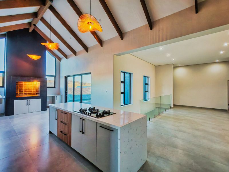 House For Sale in Outeniquasbosch - Photo 10