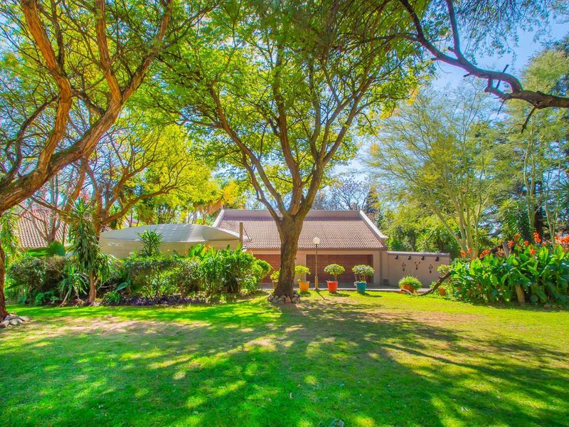 House For Sale in Poortview - Photo 2