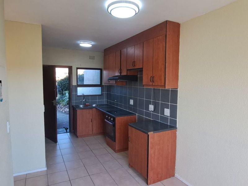 Apartment For Sale in Wilro Park - Photo 6