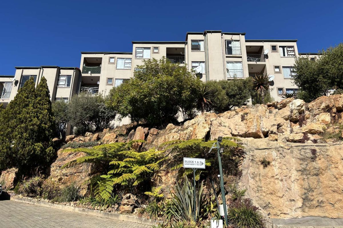 Apartment For Sale in Wilro Park - Photo 2