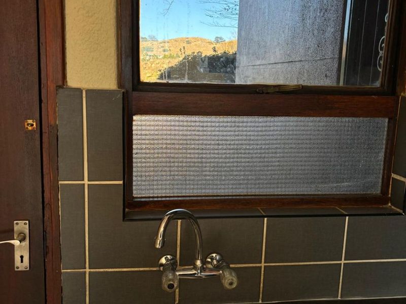 Apartment For Sale in Wilro Park - Photo 5