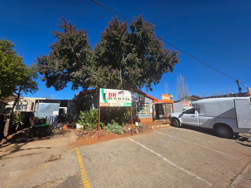 Retail For Sale in Albertynshof - Photo 3