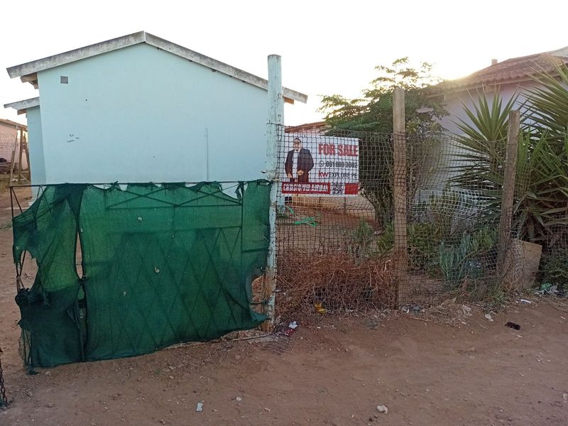 House For Sale in Bloemendal - Photo 8