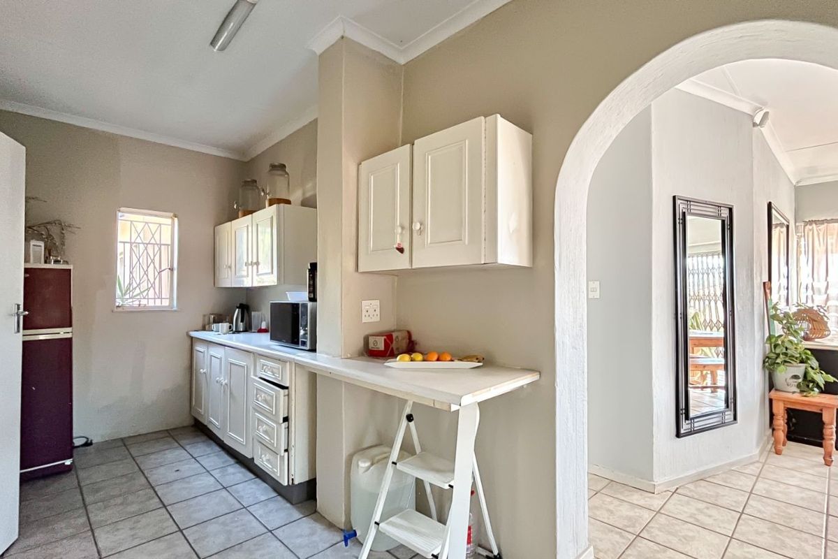 House For Sale in Ferndale - Photo 5