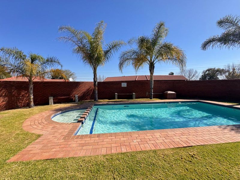 House For Sale in Carlswald - Photo 3