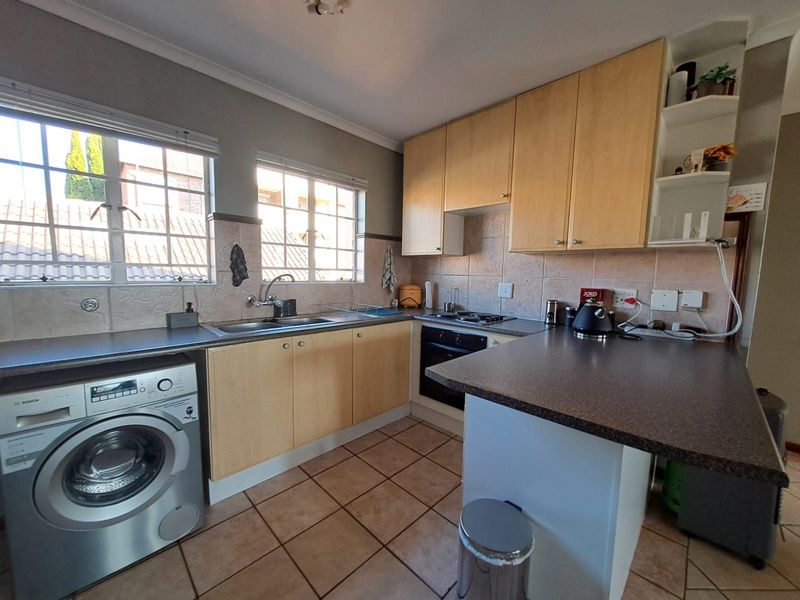 Apartment For Sale in Boardwalk Villas - Photo 3